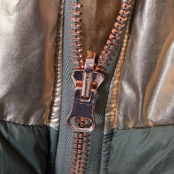 FREE PEOPLE Size XS Reversible Nylon Puffer Oversized Metallic Gold Green Coat - Picture 7 of 16